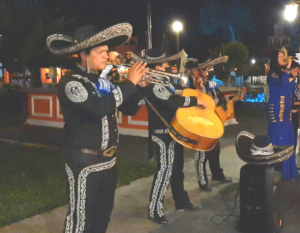 Mariachis en Ica Peru